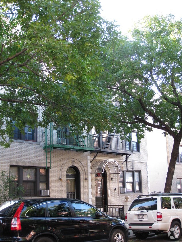 Foto del edificio - 43-35 40th St
