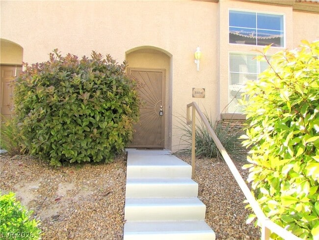 Building Photo - 8404 Tiger Woods Ave