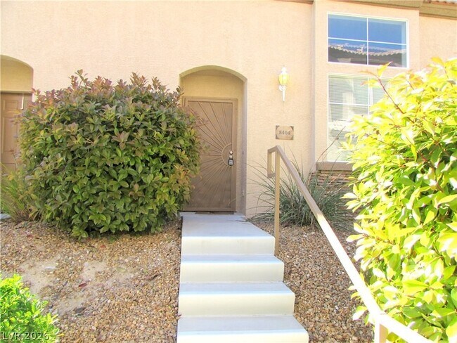 Foto del edificio - 8404 Tiger Woods Ave