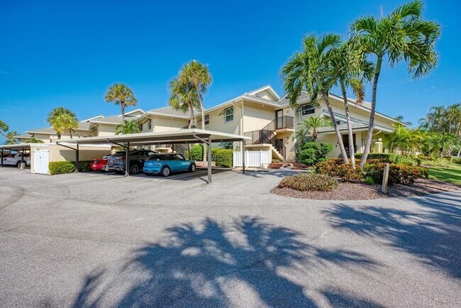 Foto del edificio - 4660 Ocean Blvd