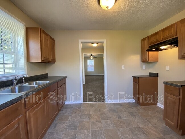 Foto del edificio - 3055 Seminole Rd