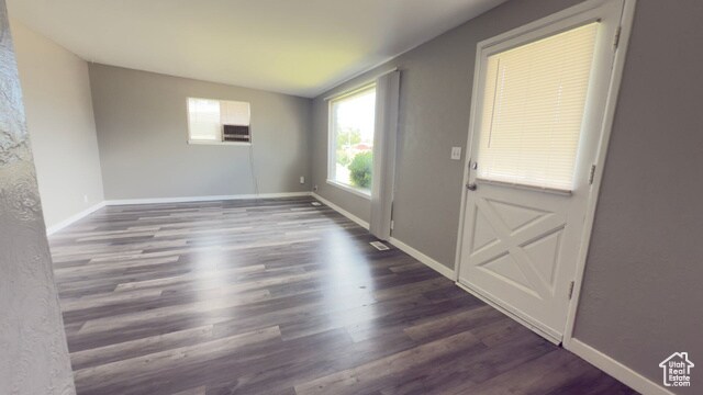 Foto del edificio - 1625 Paradise Ln