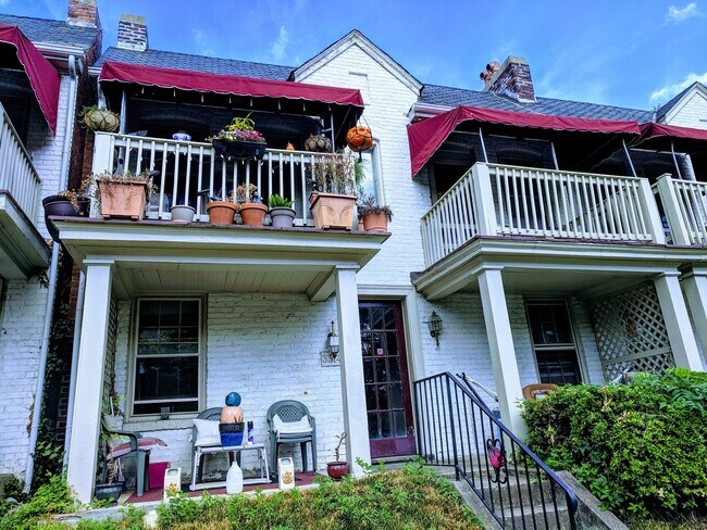 Foto del edificio - 3314 Ellwood Ave