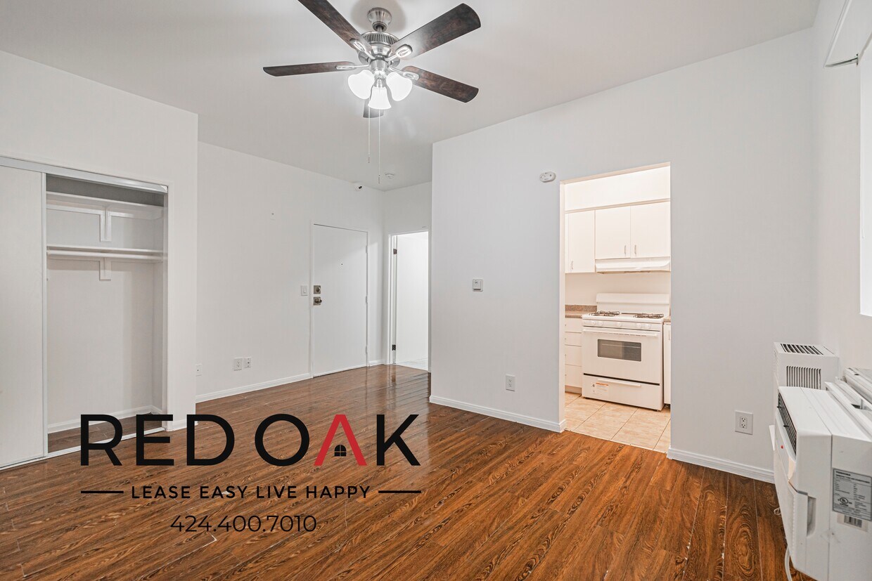 Foto principal - 733 S Coronado St