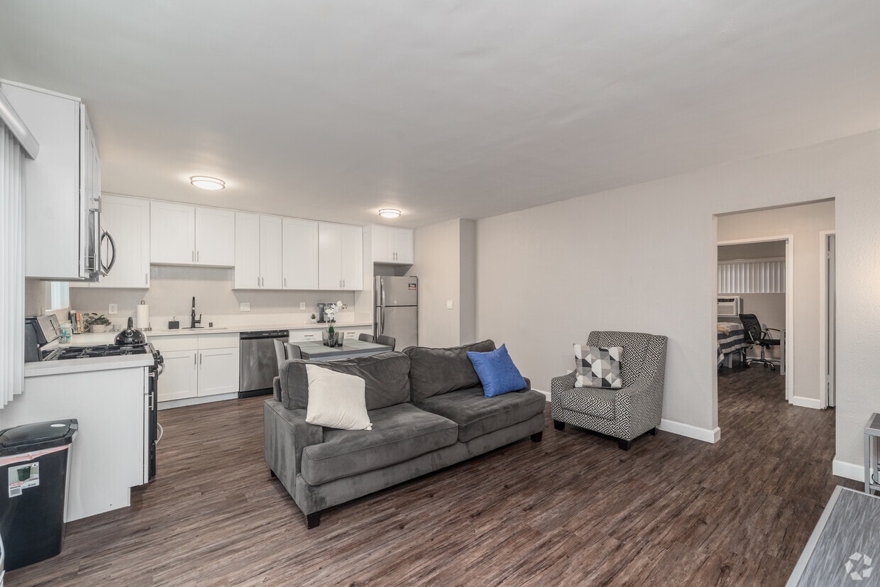 Photo - USC Student Housing - The Hive On Ellendale Apartments
