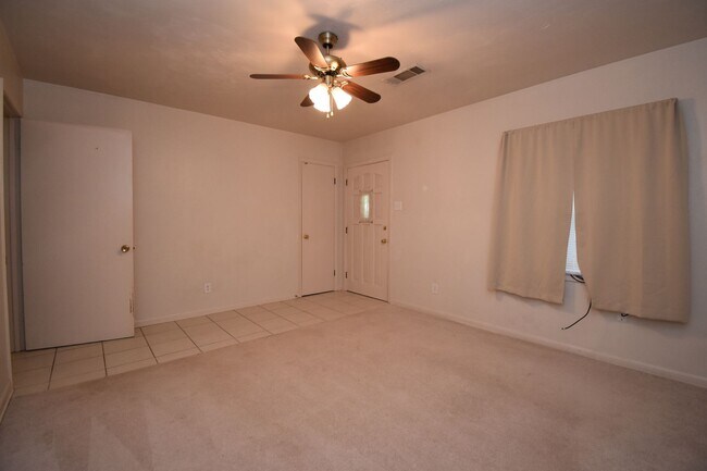 Foto del edificio - 4 Bed 2 Bath Home in Ruston