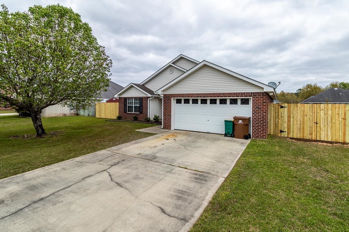 421 Pinecrest Cir, Long Beach, MS 39560 House Rental in Long Beach