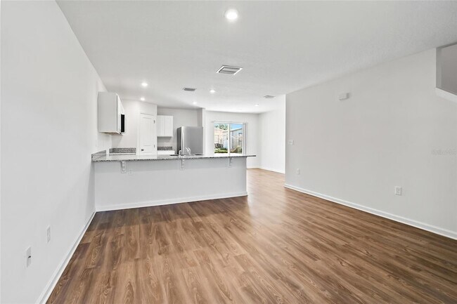 Foto del edificio - 612-612 Linnet Ct