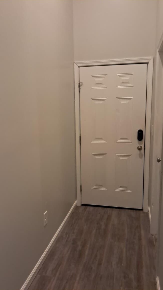 Building Photo - 624 Washington St