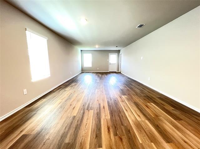 Building Photo - 5557 Rollins Dr