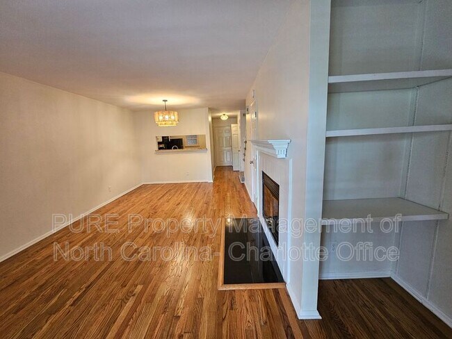 Foto del edificio - 333 Circle Ave