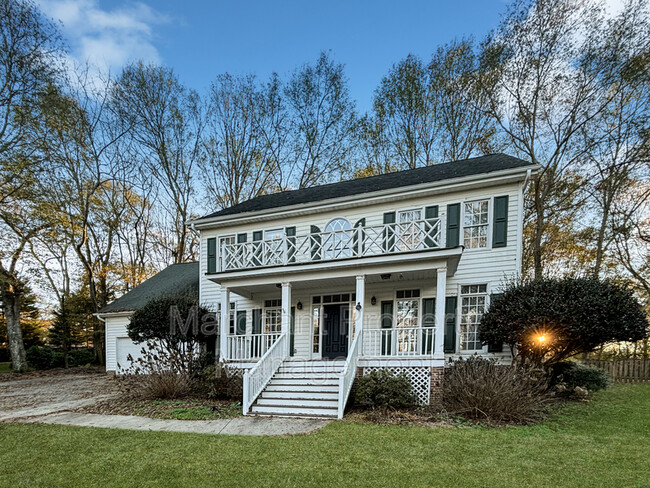 Building Photo - 7 Saddle Club Ct