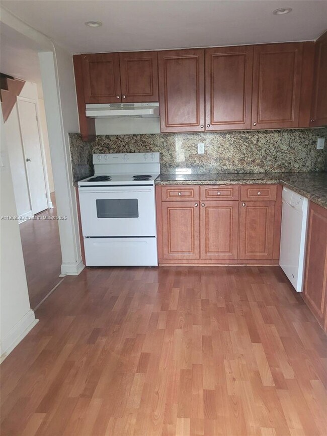 Foto del edificio - 8475 SW 137th Ave
