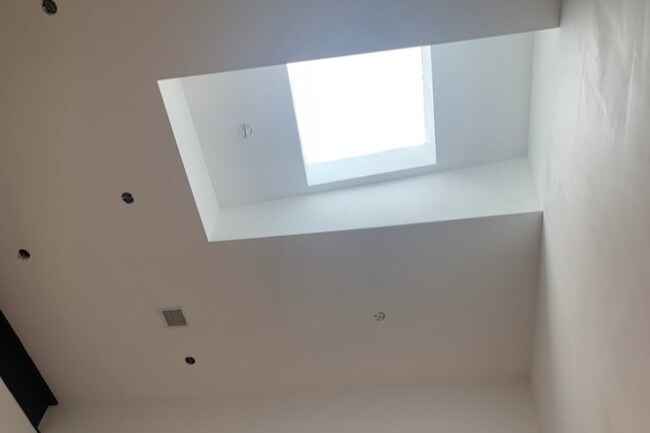 Foto del edificio - 112 Stevens Ave