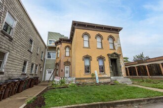 Building Photo - 408 N Wayne St