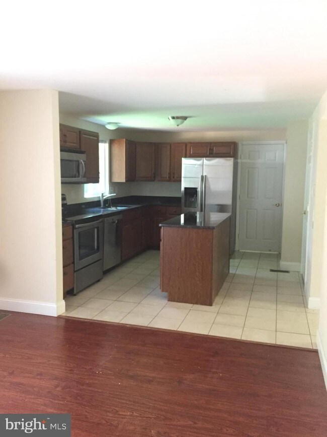 Building Photo - 8113 Brucar Ct