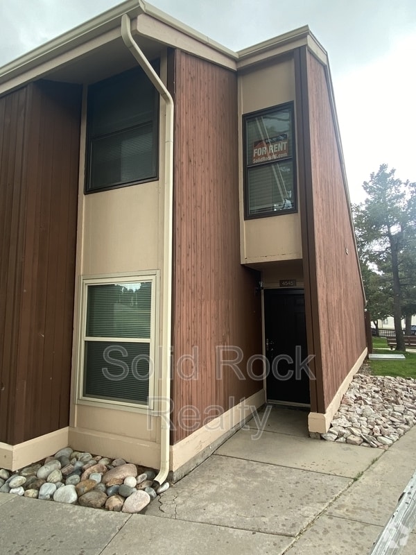 Building Photo - 4545 N Carefree Cir