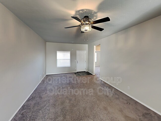 Building Photo - 212 Klare Ct