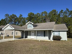 Building Photo - 214 Hibiscus St