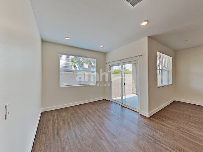 Foto del edificio - 12514 N 60th Ave