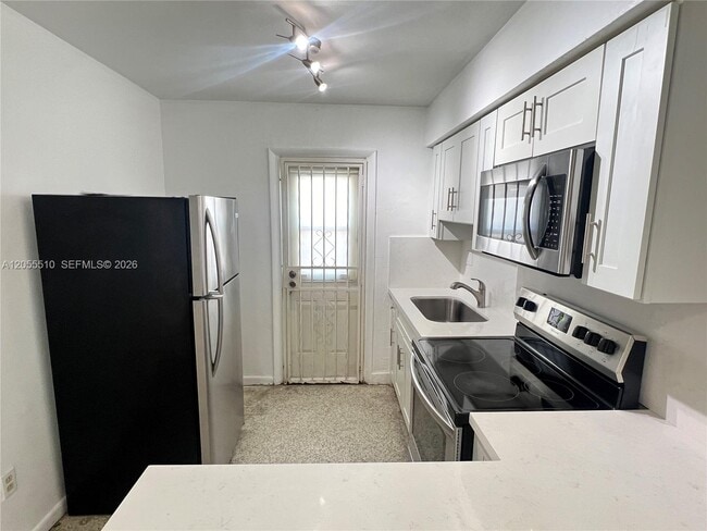 Foto del edificio - 1057 SW 7th St