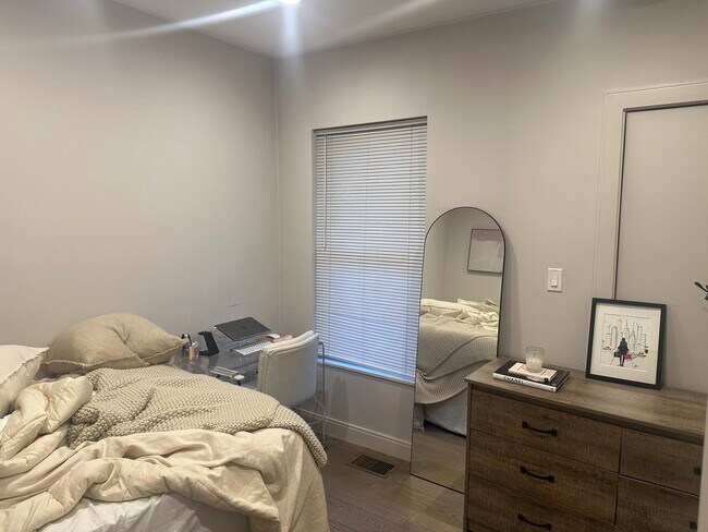 Foto del edificio - 48 Tuttle St