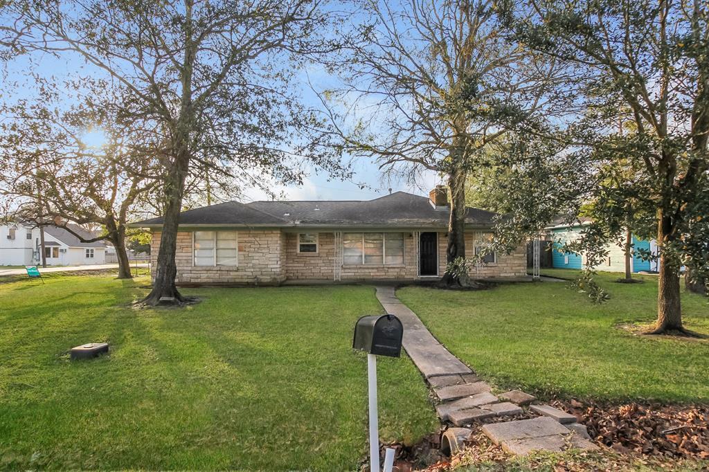Primary Photo - 3042 Weatherford St