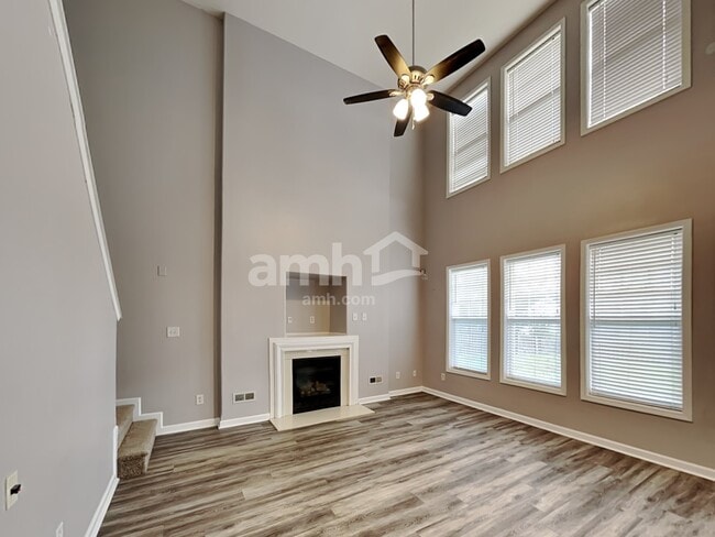 Building Photo - 12816 Walking Stick Dr
