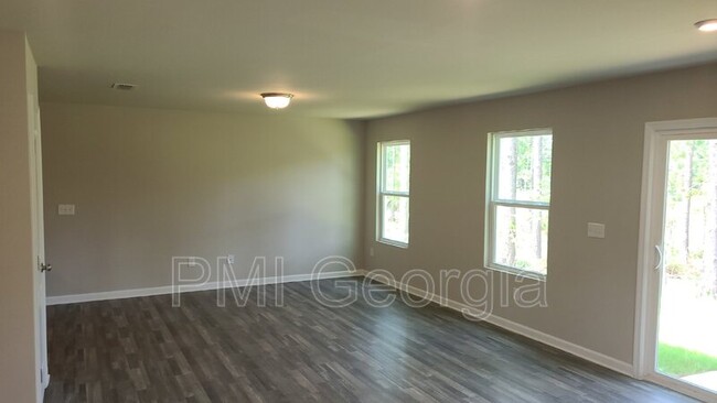 Building Photo - 1735 Hannah Ct
