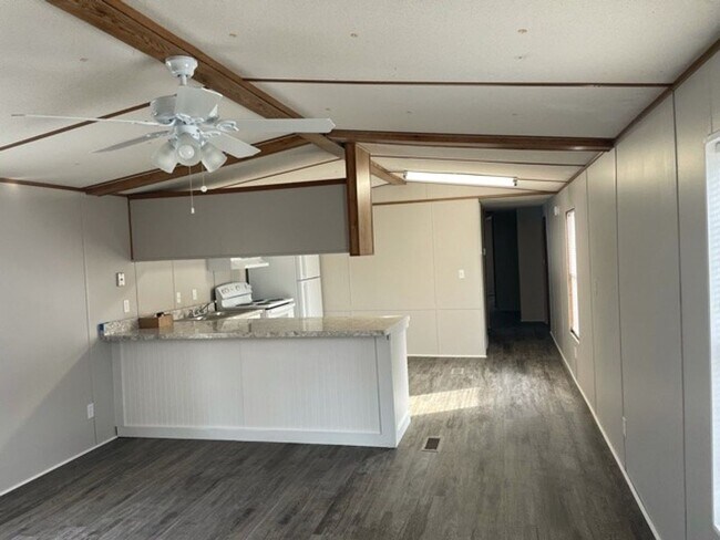 Building Photo - 3 Bed 2 Bath Haughton Home