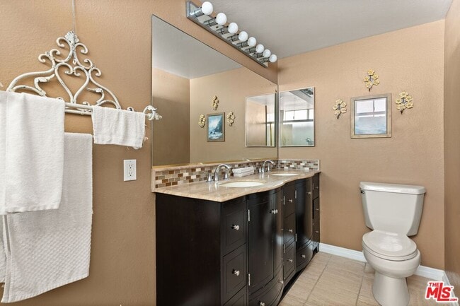 Foto del edificio - 11942 Whitewater Ln