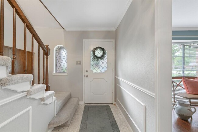Foto del edificio - 14903 Woodthorpe Ln