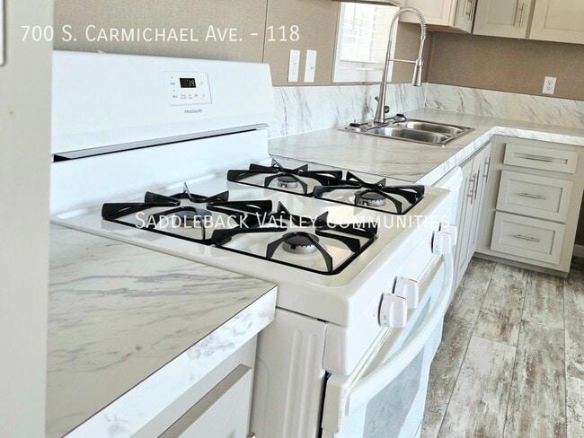 Foto del edificio - 700 S Carmichael Ave