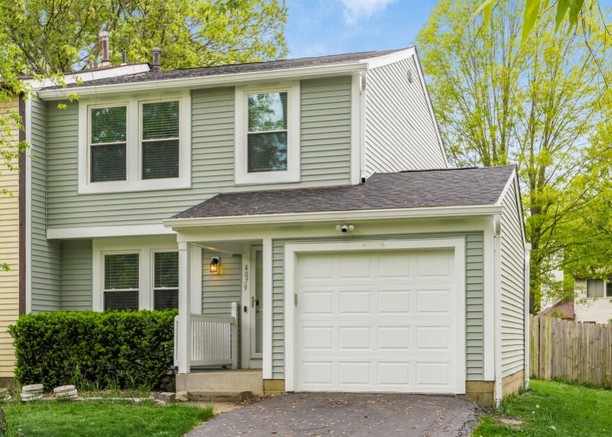 Foto principal - 4079 Forest Edge Dr