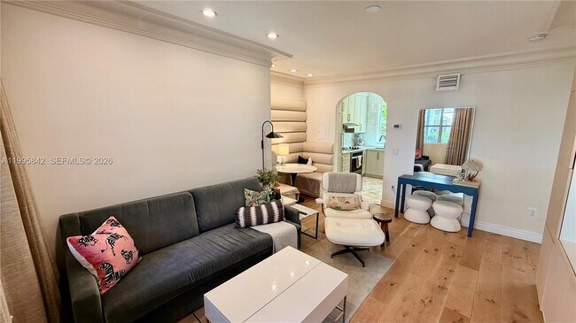 Foto del edificio - 736 13th St