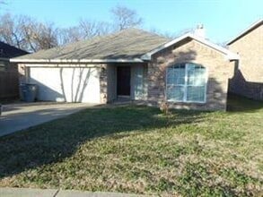Building Photo - 1359 Cleardale Dr