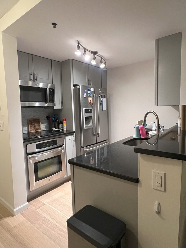 kitchen renovated 2023 - 20 2nd St