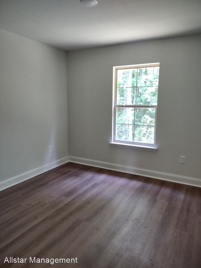 Foto del edificio - 3 br, 2 bath House - 1011 Silver Circle