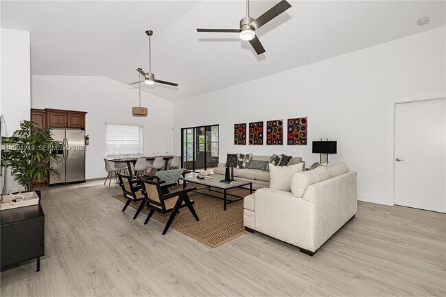 Foto del edificio - 216 SE 9th St