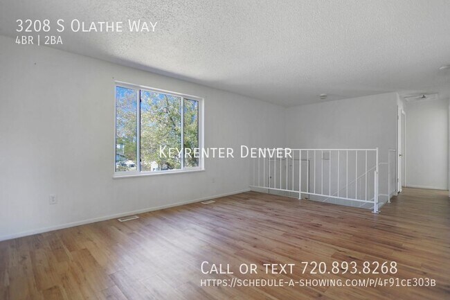 Building Photo - Large 4 bedroom 2 bathroom house in Aurora...