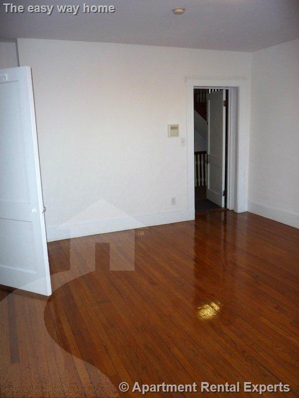 Building Photo - 156-158 Summer St Unit #408