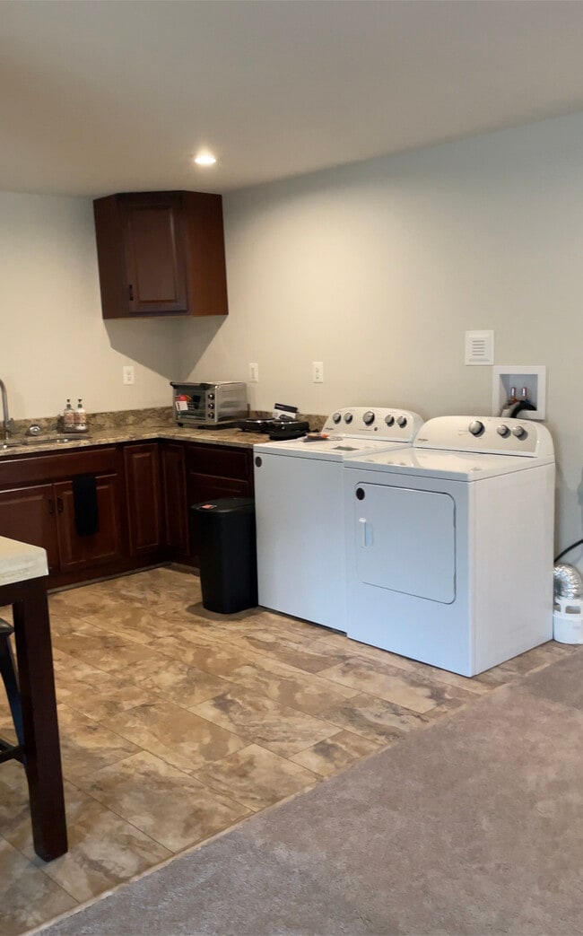 Building Photo - 5022 Birch Leaf Cir