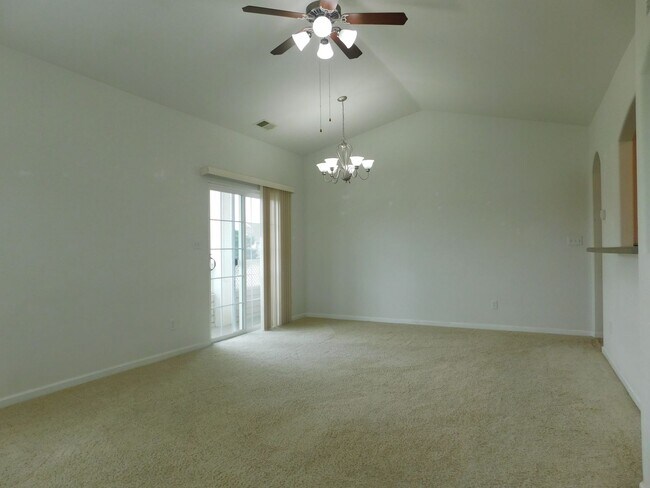 Foto del edificio - 2464 Thunder Mountain Drive