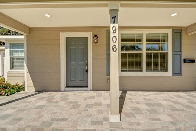 Building Photo - 7906 Hammerly Blvd