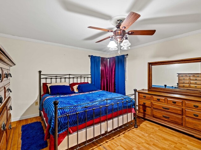 Building Photo - 331 CT-163