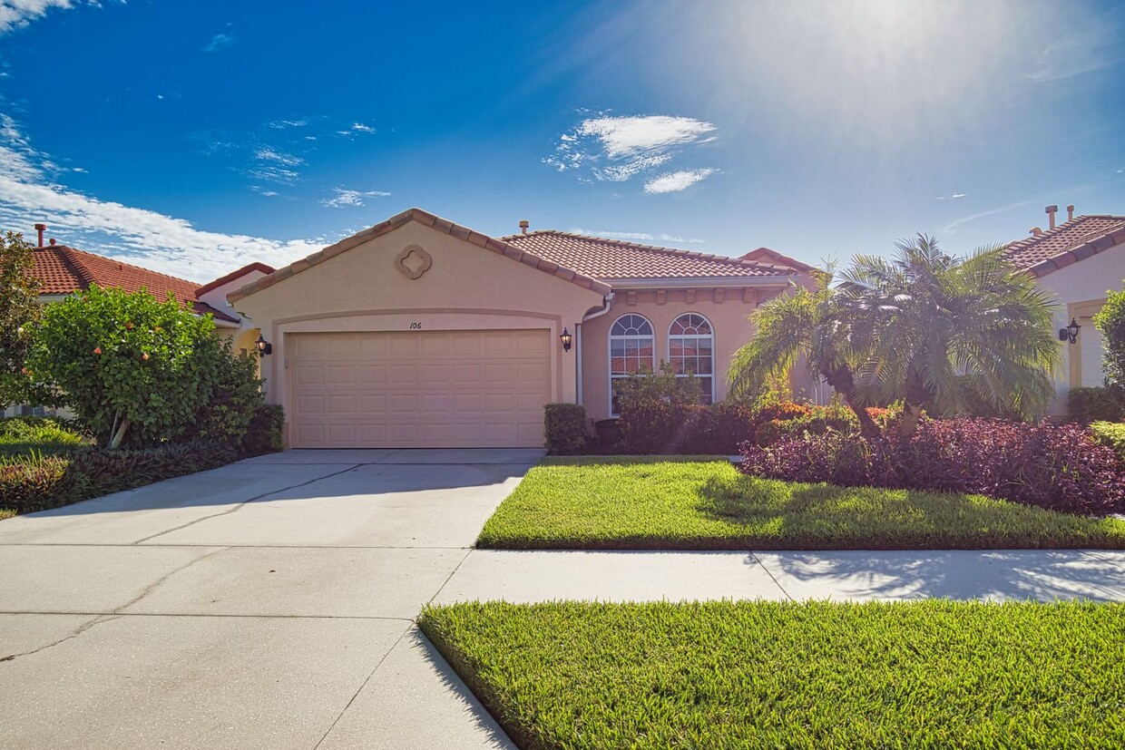 Primary Photo - Seasonal Short-Term 2 Bedroom 2 Bathroom S...