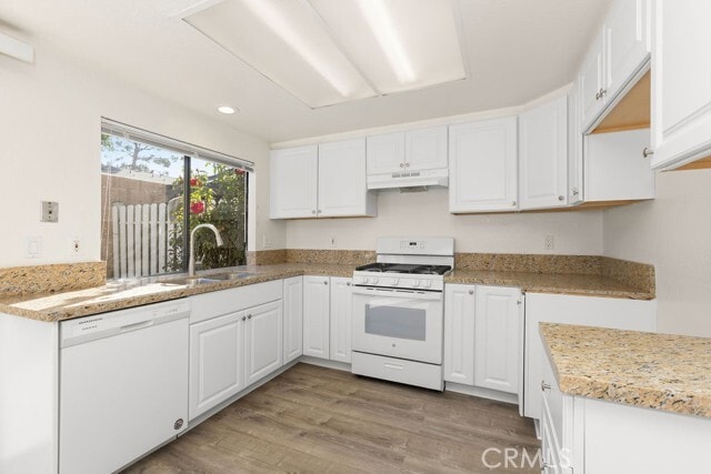 Building Photo - 2606 W Curie Ave