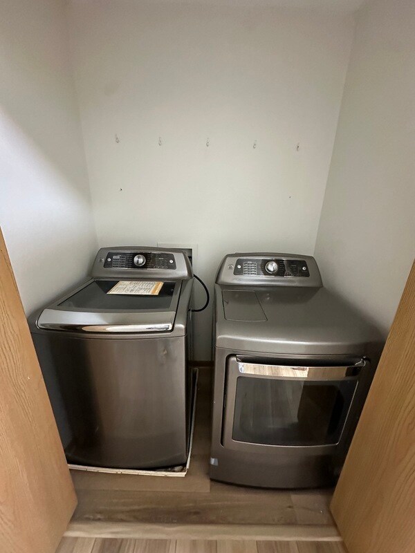 Foto del edificio - 9153 Constitution Ave