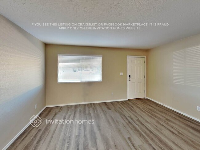 Foto del edificio - 4107 W Desert Hills Dr