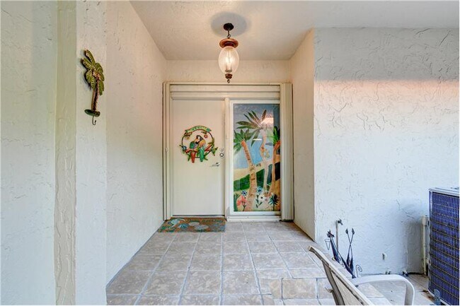 Building Photo - 3908 S Ocean Blvd